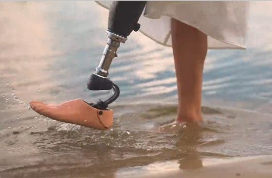 新款碳纖儲(chǔ)能徦腳